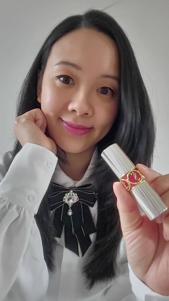 Yves Saint Laurent Volupté Plump-in-Color review photo by PickySophia85