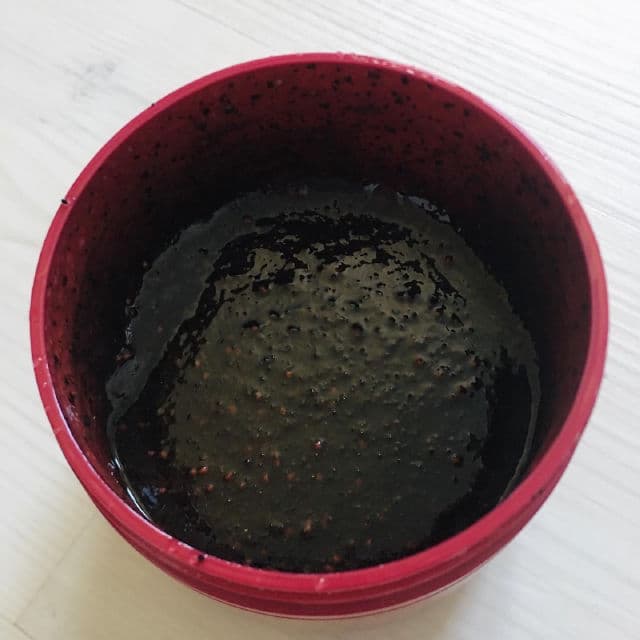 Sanctuary Spa Ruby Oud Natural Oils Coffee Scrub review photo by PickySophia85
