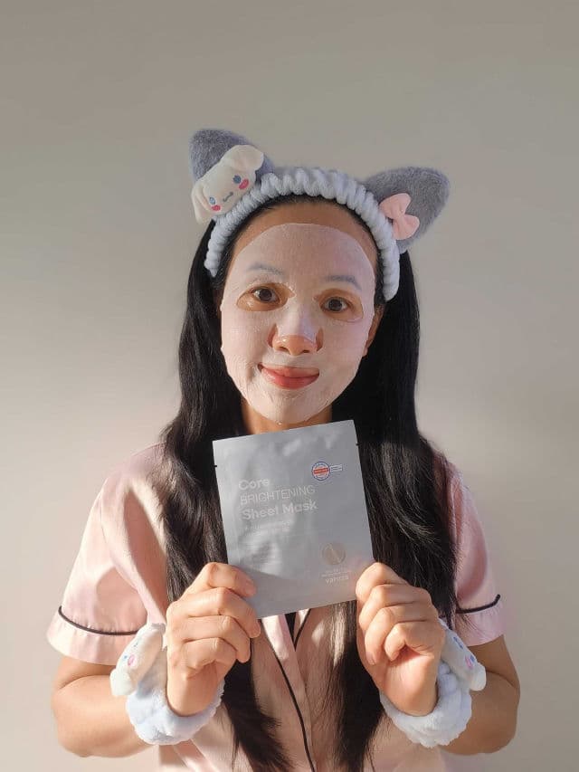 Varuza Core Brightening Sheet Mask with Niacinamide 5% review photo by PickySophia85