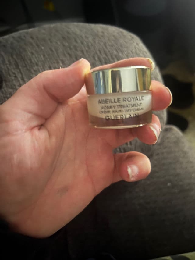 Guerlain Abeille Royal Night Cream review photo by allnitenikki
