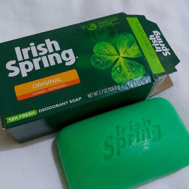 Irish Spring Original Deodorant Bar Soap review photo by geaintohue