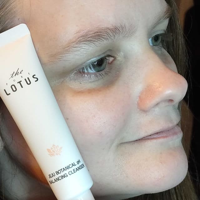 The Pure Lotus Jeju Botanical pH Balancing Cleanser  review photo by TishyB