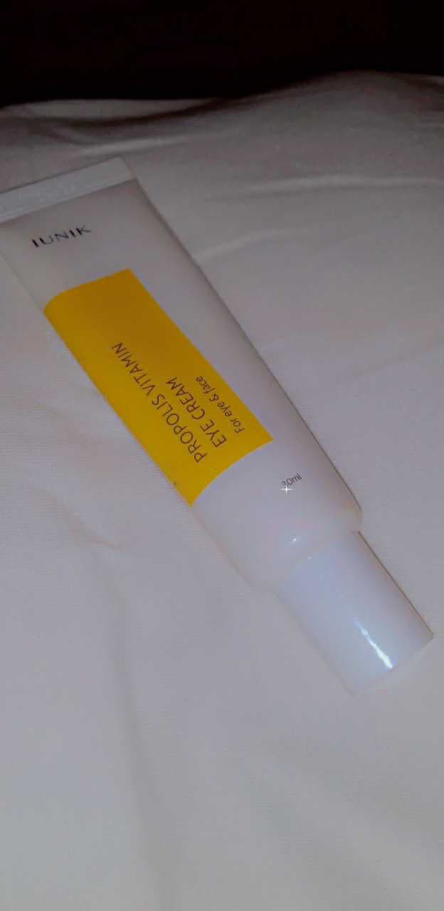 Iunik Propolis Vitamin Eye Cream review photo by Rajae