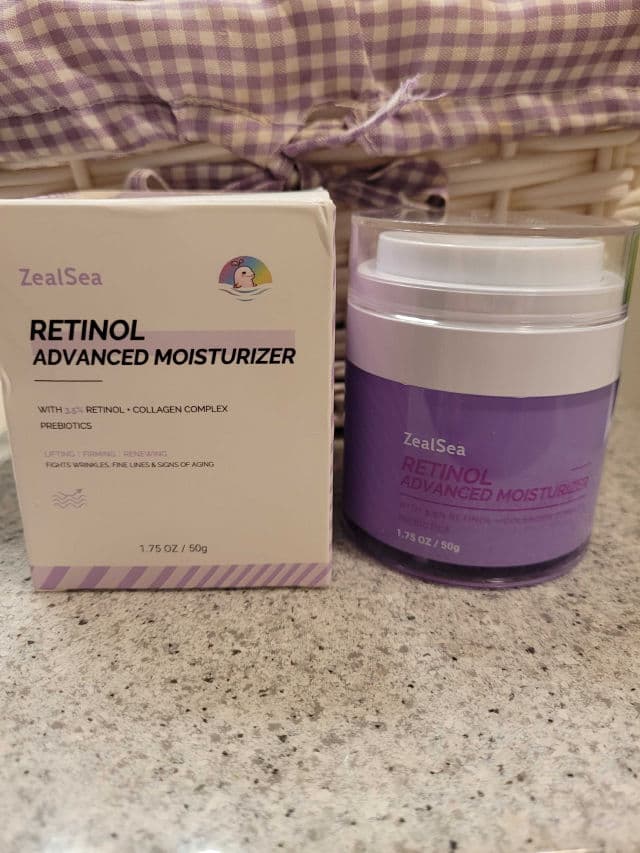 ZealSea Advanced Retinol Moisturizer review photo by edwinalove