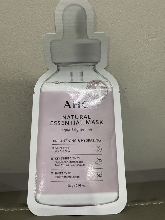 AHC Natural Essential Mask Aqua Brightening review photo by truongthuylinh