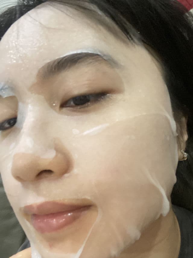 AHC Natural Essential Mask Aqua Brightening review photo by truongthuylinh