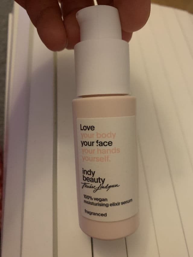 Indy Beauty Moisturising Elixir Serum review photo by Alaaaabuquta