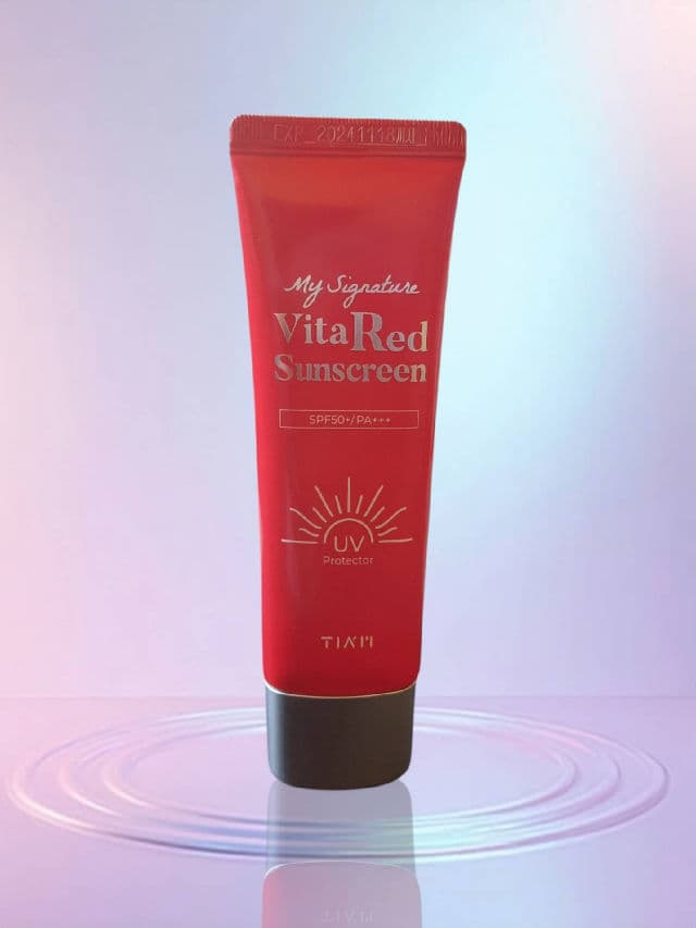 TIAM My Signature Vita Red Sunscreen SPF50+ PA+++ review photo by Tolly