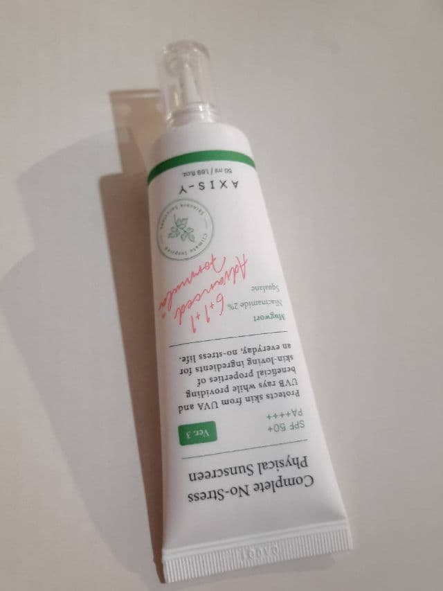 AXIS-Y Complete No-Stress Physical Sunscreen V.3 SPF 50+ PA++++ review photo by Tolly