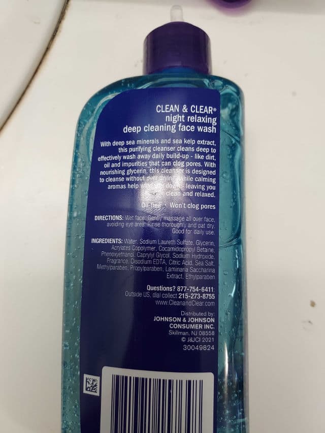Clean & Clear Night Relaxing Deep Cleaning Facial Cleanser review photo by jellybean1982
