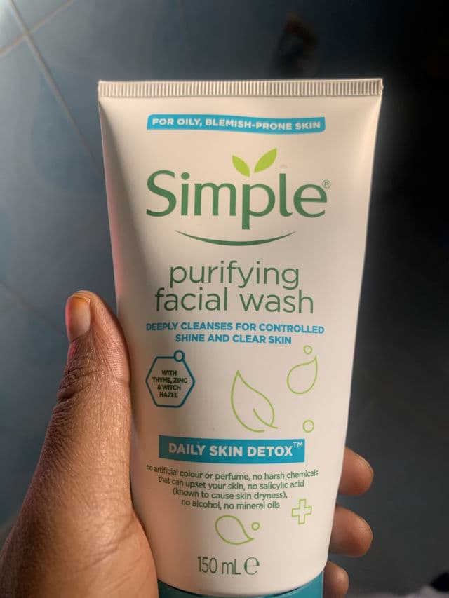 Simple Daily Detox Purifying Face Wash review photo by skinclaim
