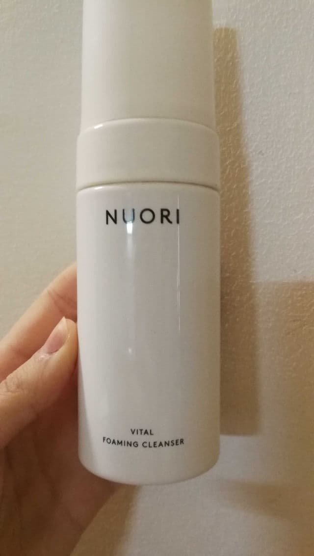 Nuori Vital Foaming Cleanser review photo by francescatroiano