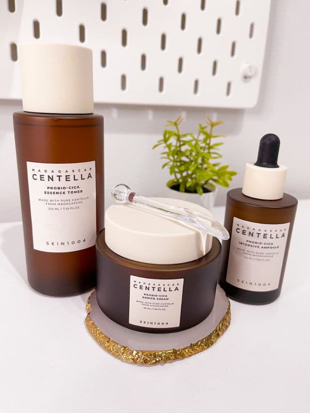 SKIN1004 Madagascar Centella Probio-Cica Essense Toner review photo by conirdilla