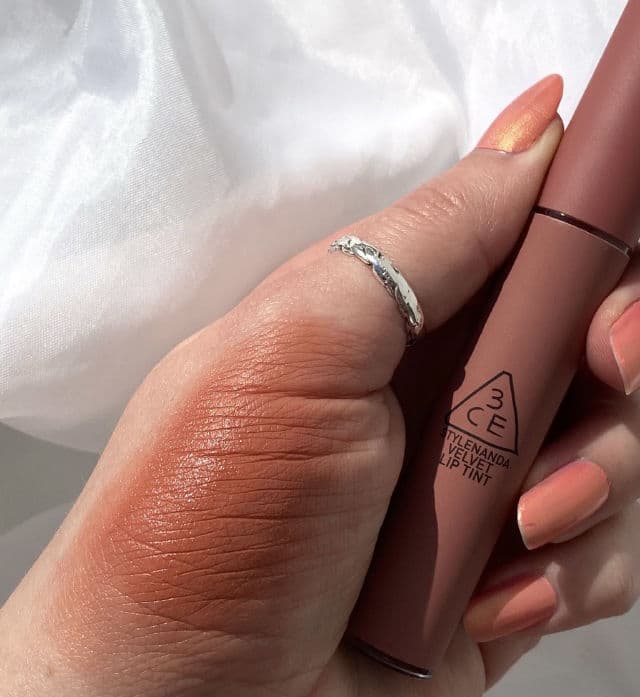 3CE #Taupe review photo by Lunarclips