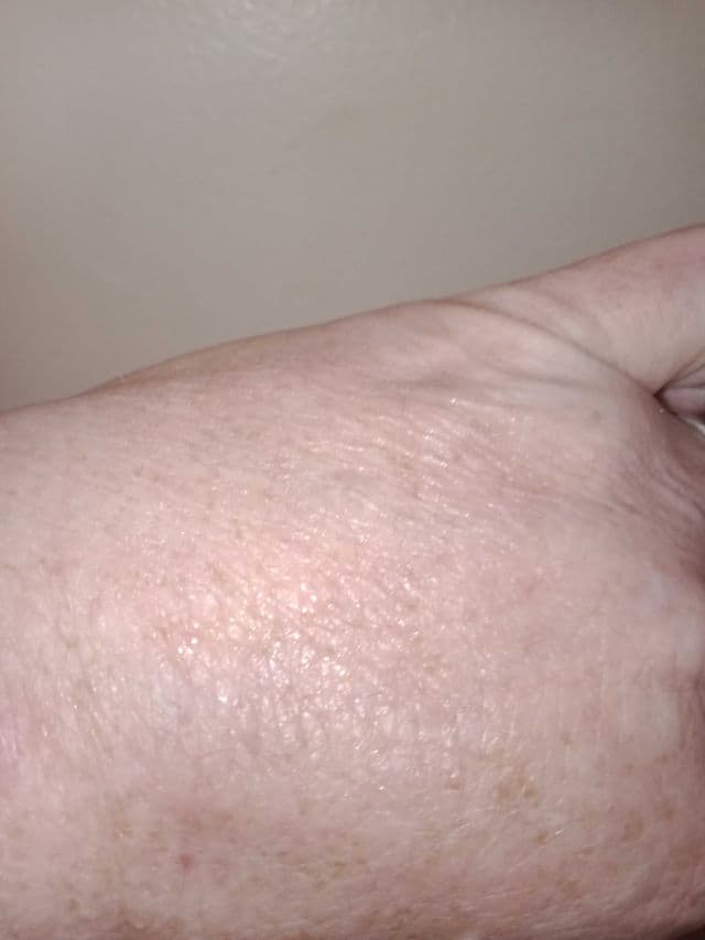 Earth Harbor Naturals Nymph Nectar Superfruit Radiance Balm review photo by Rhonda