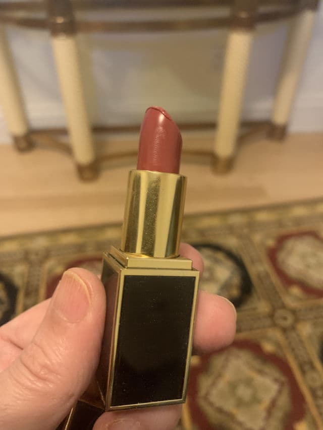 Tom Ford Lip Color #16 Scarlet Rouge  review photo by eladax