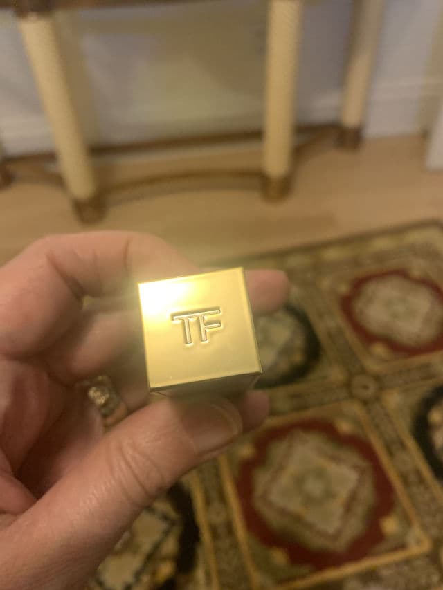 Tom Ford Lip Color #16 Scarlet Rouge  review photo by eladax