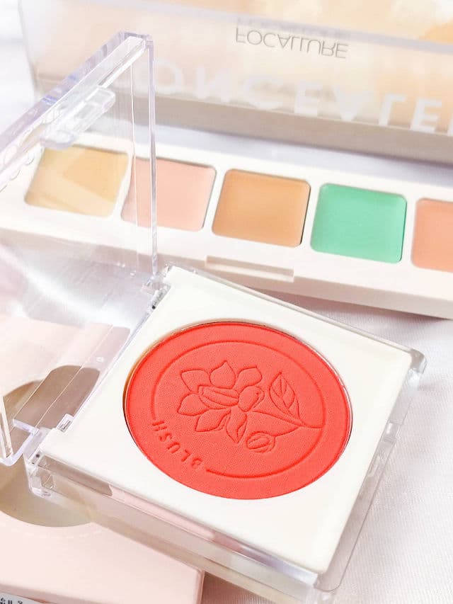 Focallure Perfection Velvet Blush review photo by Armyn