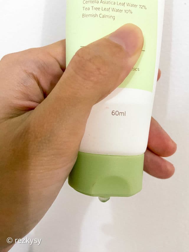 Iunik Centella Calming Gel Cream review photo by Rezky