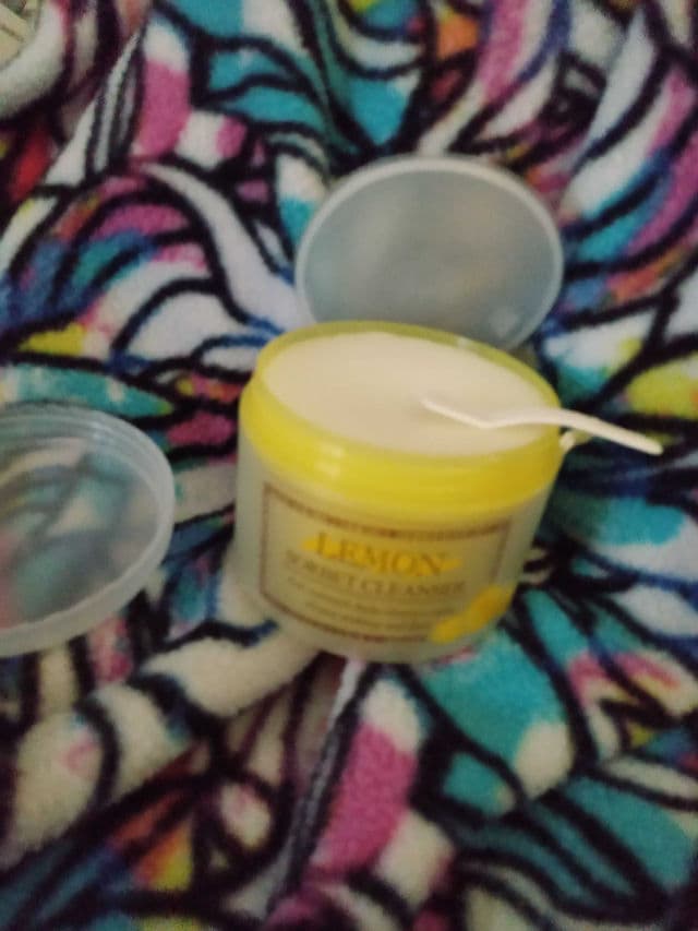 The Skin House Lemon Sorbet Cleanser review photo by inclusivereviewer