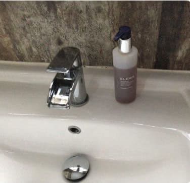 Elemis Sensitive Cleansing Wash review photo by livelybrandchick