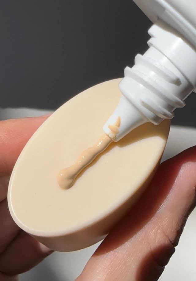 ISNTREE Yam Root Milk Tone Up Sun Cream SPF50+ PA++++ review photo by Funthingsnstuff