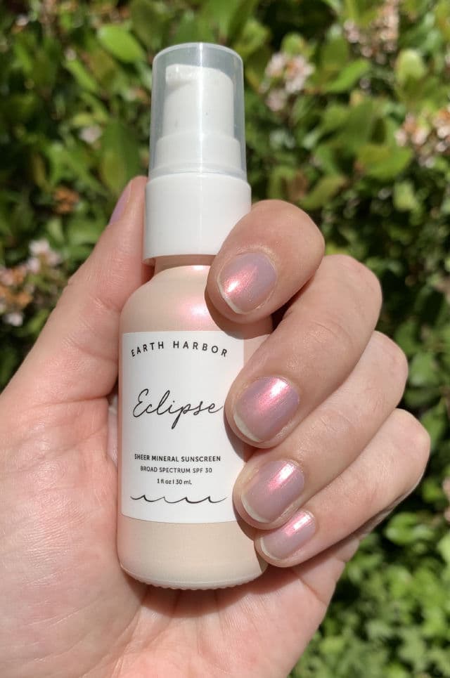 Earth Harbor Naturals Eclipse Sheer Mineral Sunscreen Broad Spectrum SPF 50 review photo by Funthingsnstuff