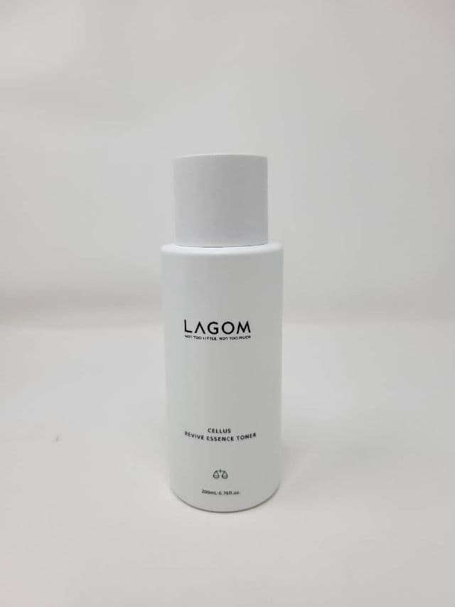 Lagom Cellus Revive Essence Toner review photo by GlowMai2