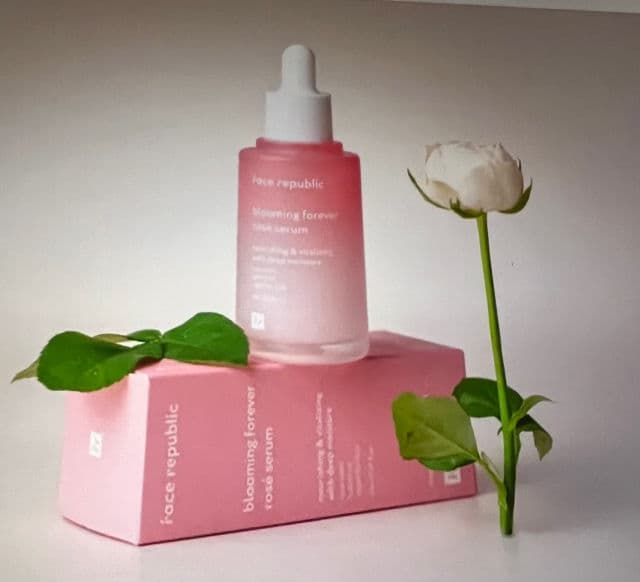 Face Republic Blooming Forever Rose Serum review photo by Spicesofbeauty