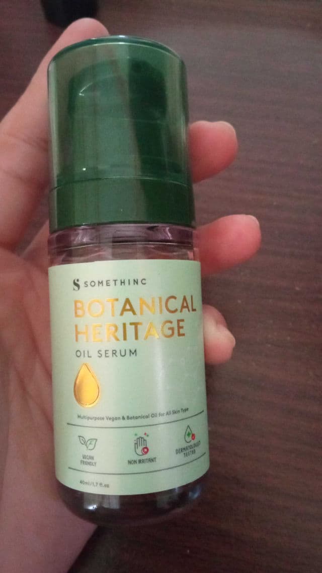 Somethinc Botanical Heritage Oil Serum review photo by NoviAlJannah