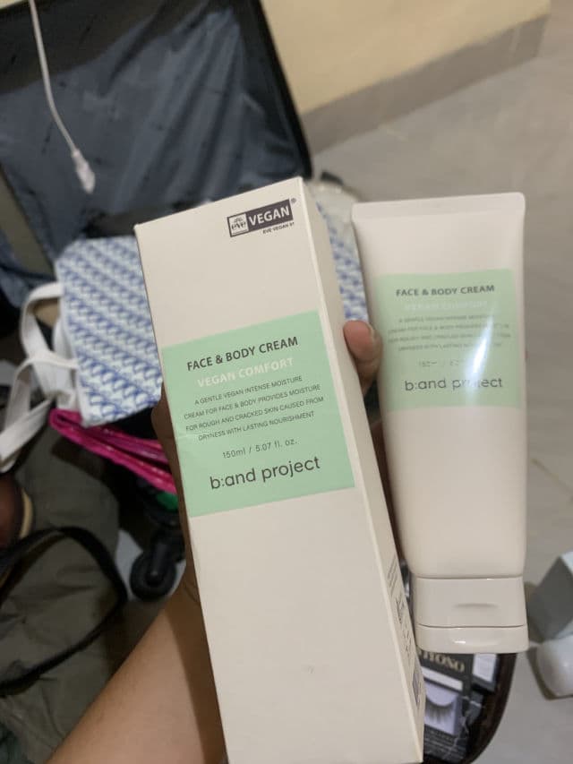 b:and project Vegan Comfort Face & Body Cream review photo by sayasti