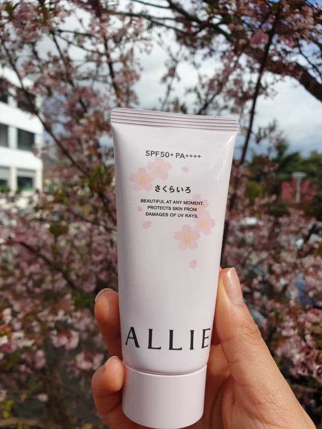 Allie Nuance Change UV Gel SPF 50+ PA++++ Cherry Blossoms Edition review photo by Agness
