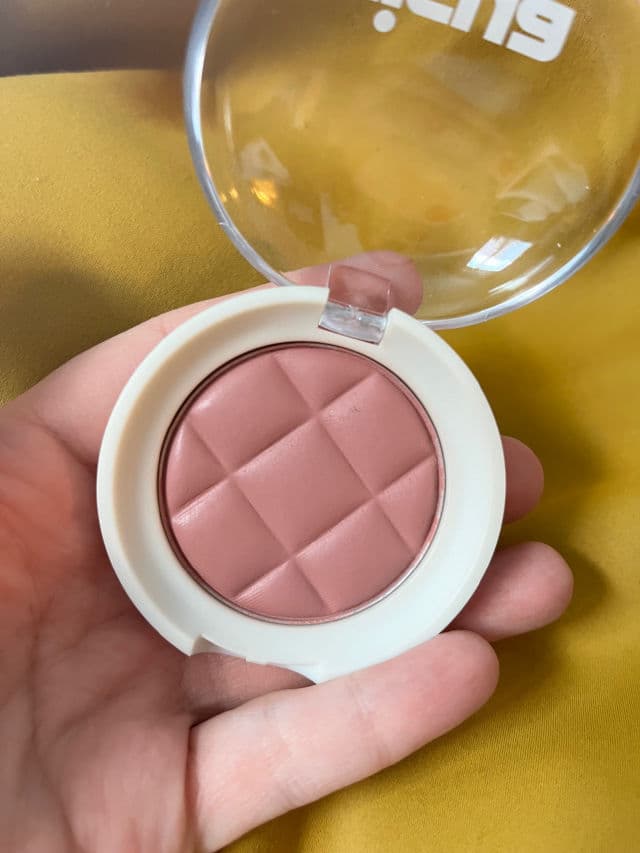 UNLEASHIA N°2 Apricot Sherbet review photo by Biucikacska