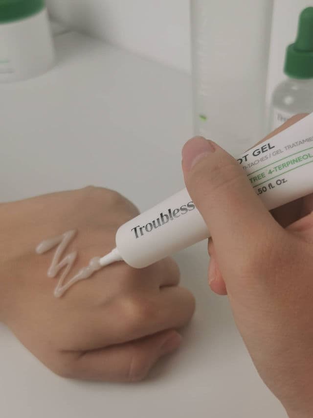 Troubless Spot Gel review photo by Dinopediaa