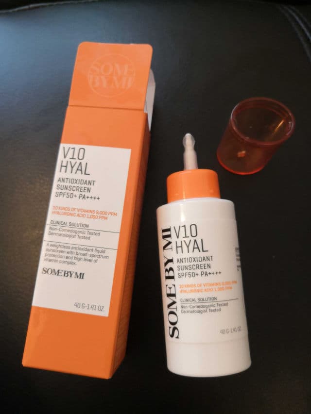 Some By Mi V10 Hyal Antioxidant Sunscreen SPF50+ PA++++ review photo by Pickybina