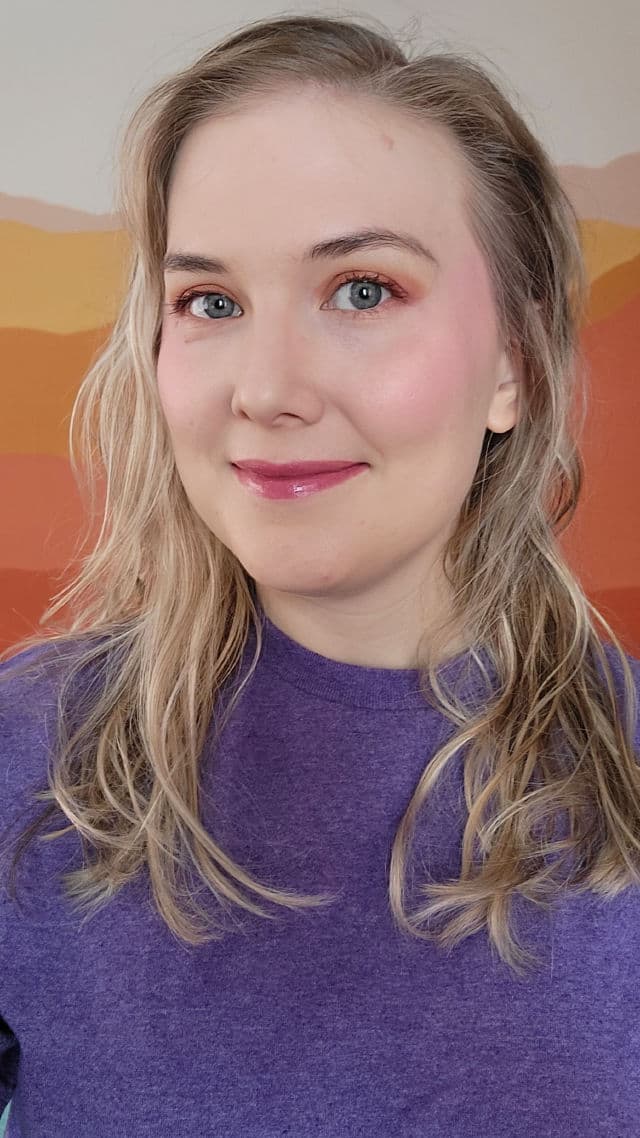 Lancome Teint Idole Ultra Wear Care & Glow Foundation review photo by KittyRay