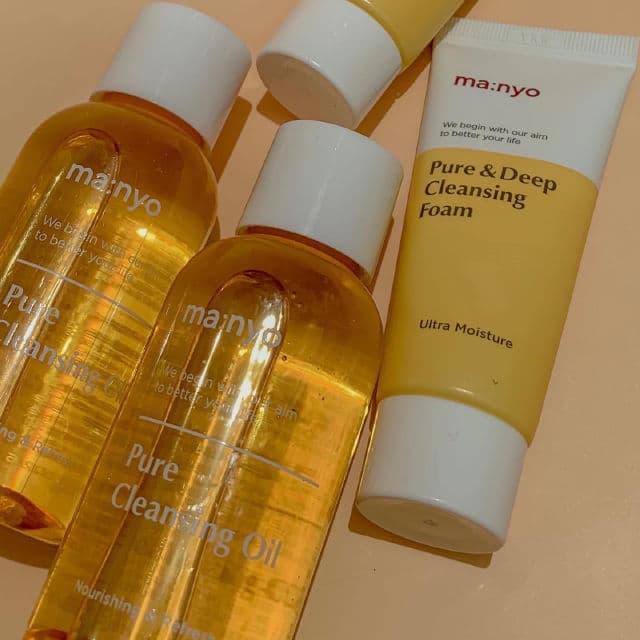 manyo Pure & Deep Cleansing Foam review photo by farabeautydiary