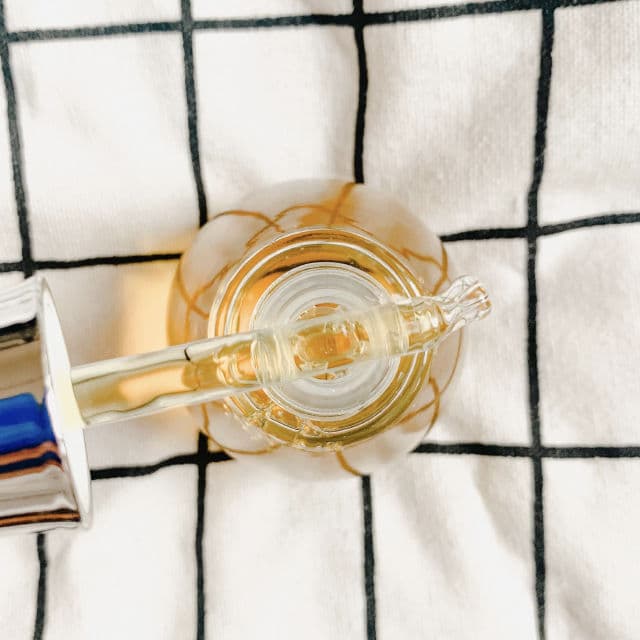 Miguhara Ultra Whitening Ampoule review photo by farabeautydiary