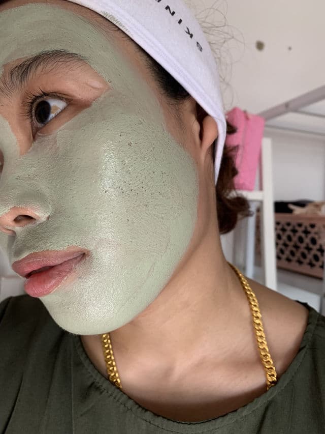 Skintific Mugwort Anti Pores & Acne Clay Mask Stick review photo by farabeautydiary