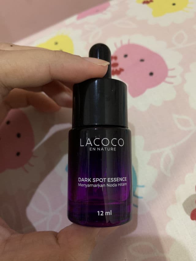 Lacoco en nature Darkspot Essence review photo by icheu