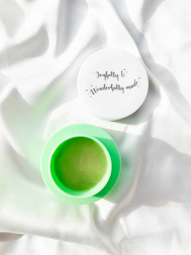 Saturday Looks Wake Wonderful Sleeping Mask review photo by skincarewithgrizz