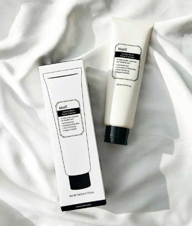 Dear, Klairs Gentle Black Facial Cleanser review photo by skincarewithgrizz