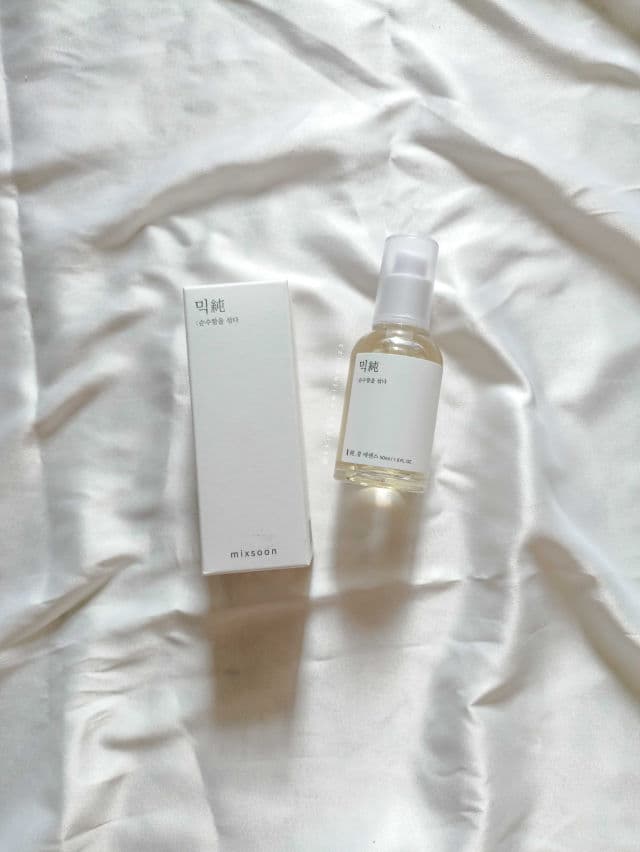 MIXSOON Bean Essence review photo by skincarewithgrizz