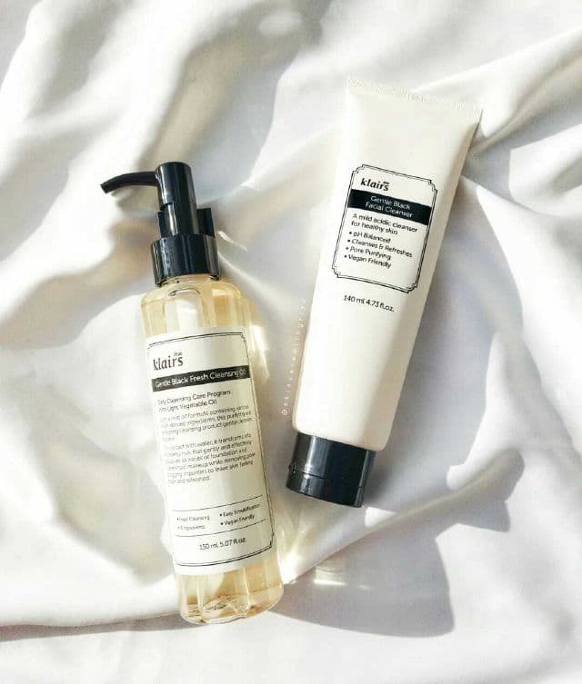 Dear, Klairs Gentle Black Facial Cleanser review photo by skincarewithgrizz