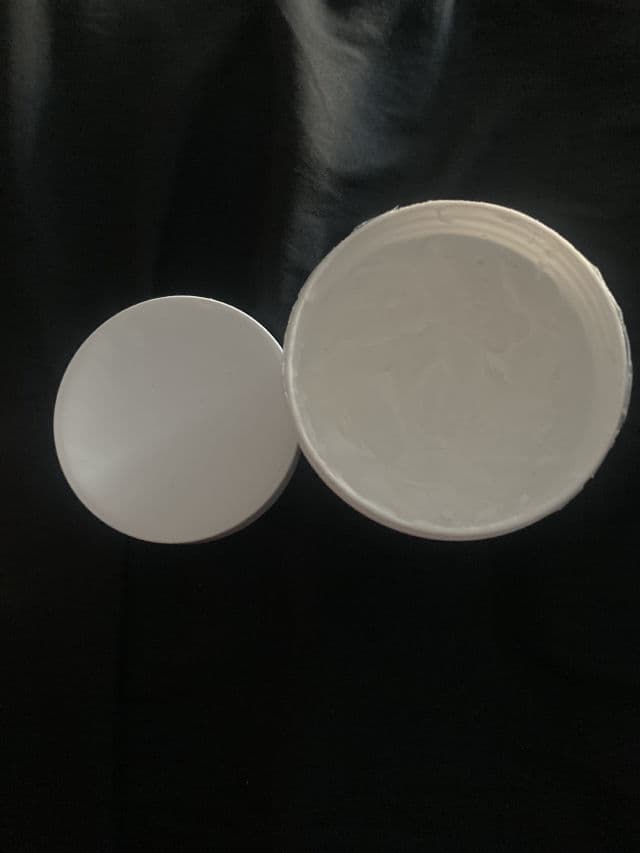 First Aid Beauty Ultra Repair Cream Intense Hydration review photo by rissamatis