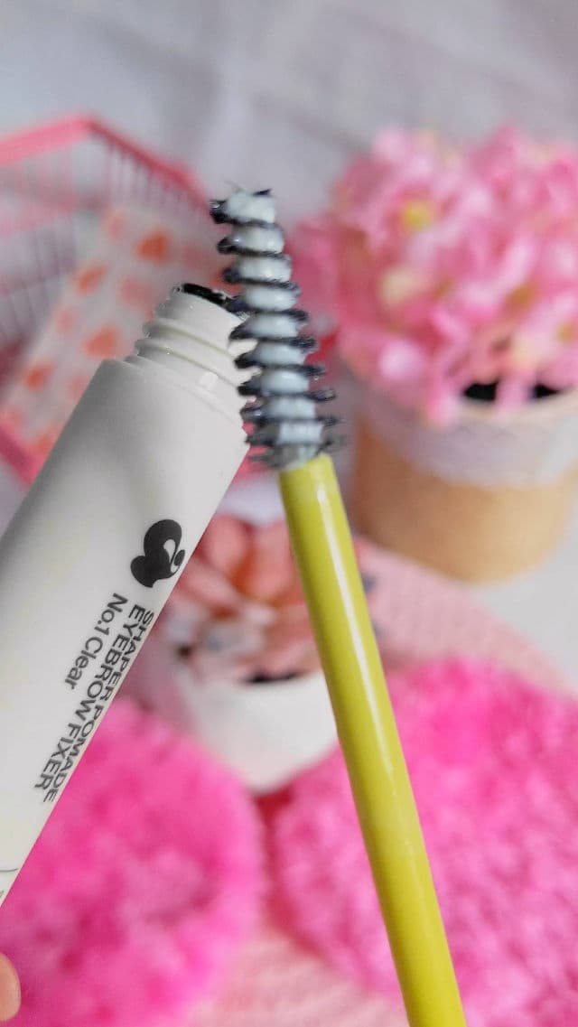 UNLEASHIA Shaper Pomade Eyebrow Fixer - Clear Fixer review photo by MillyxGlowy