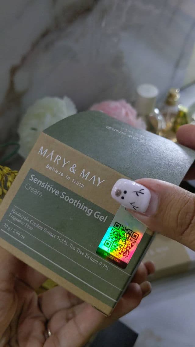 Sensitive Soothing Gel Blemish Cream product review