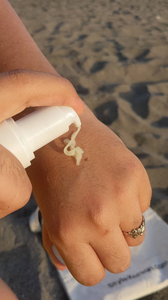 Ginseng Moist Sun Serum SPF50+ PA++++ product review