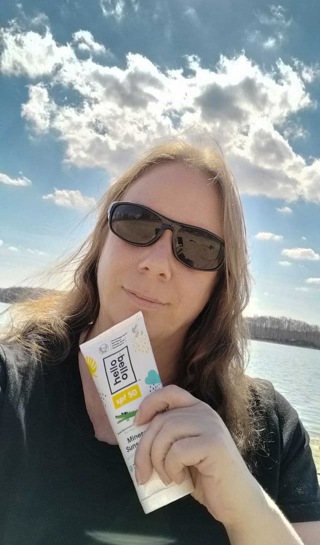 Hello Bello SPF 50 Sunscreen Mineral Lotion review photo by lookingmybest