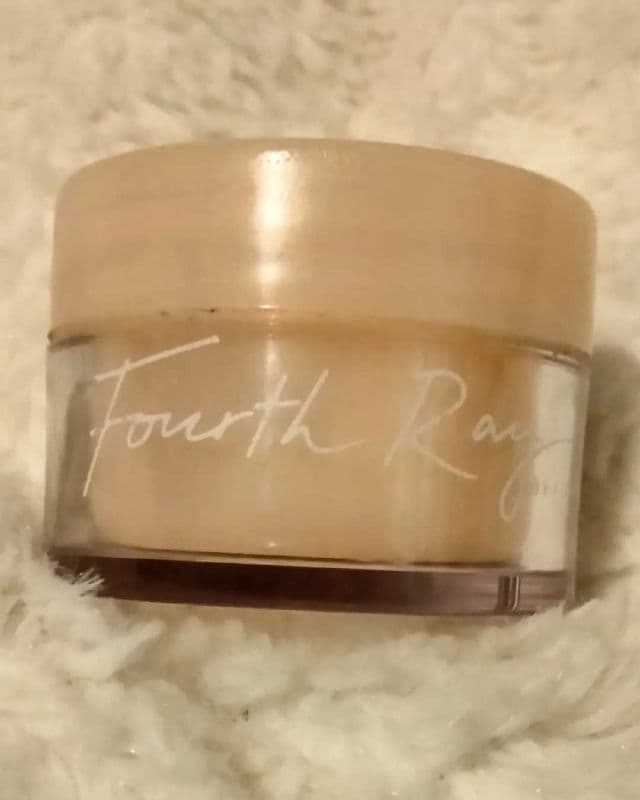 Fourth Ray Beauty Good Mood Gel Moisturizer review photo by lookingmybest